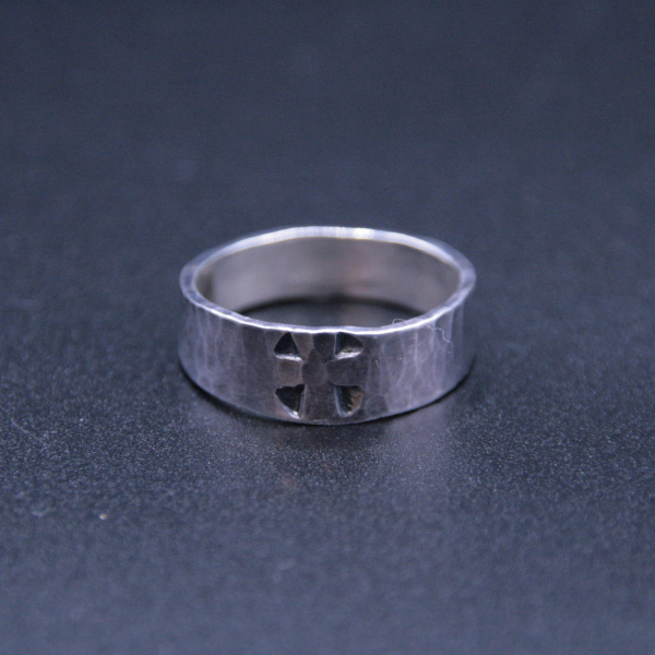 Bague Croix Ouverte Gothique Pour Femme - Anneau Réglable Noir Plaqué Argent - Style Déclaration Et Empilable