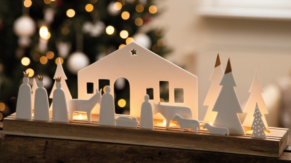 Grande crèche lumineuse Räder 45 cm