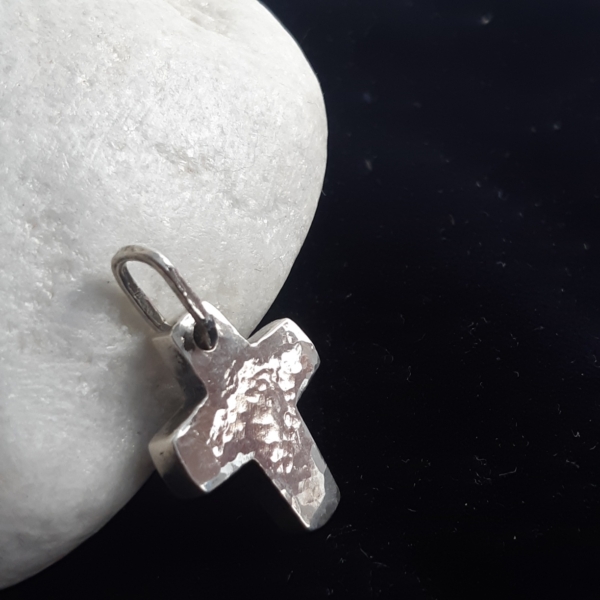 Croix pendentif DD1- D Darnas